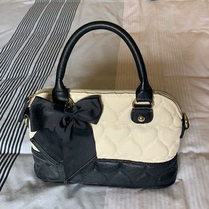 Betray Johnson purse